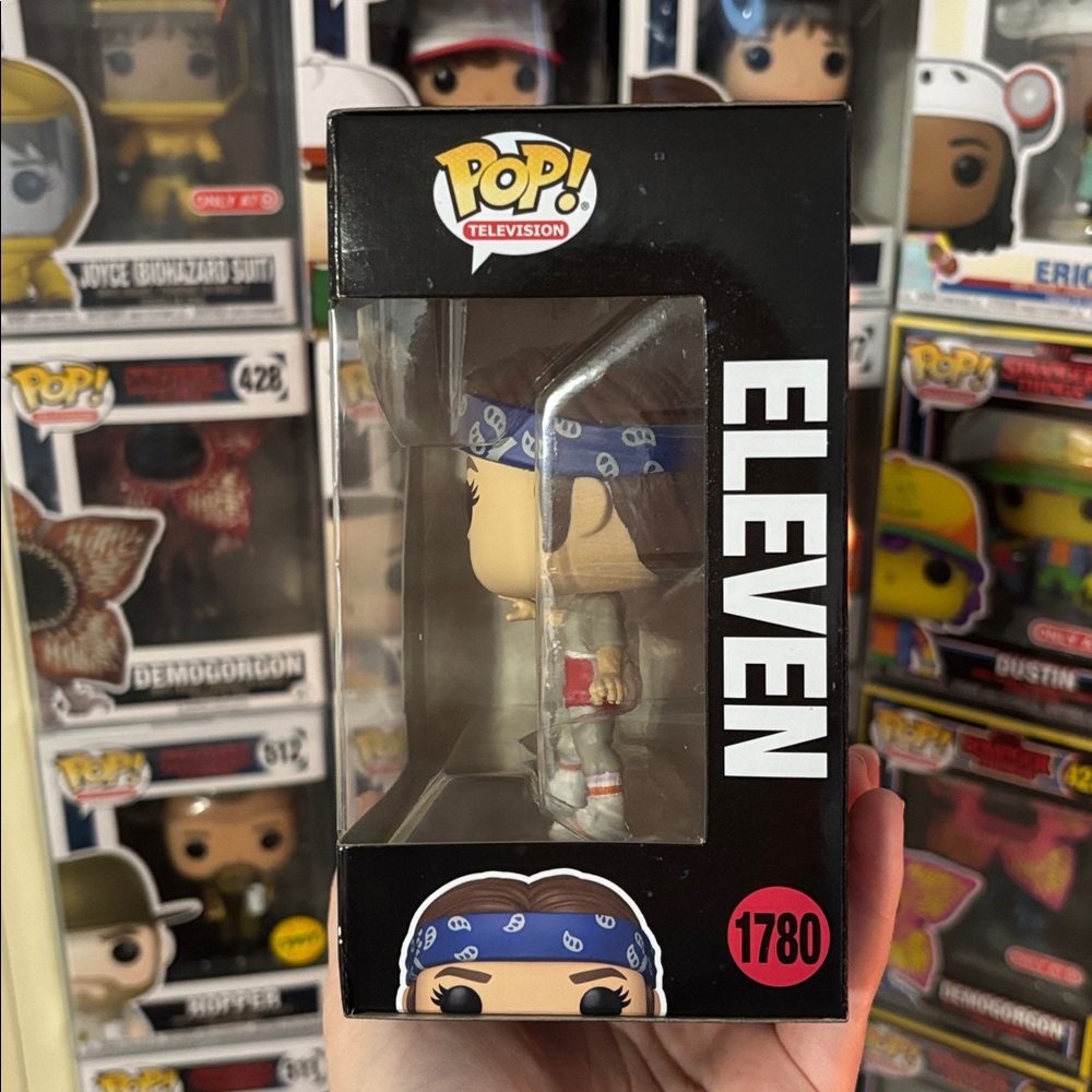 Funko Pop Stranger Things Eleven #1780 - Picture 6 of 11